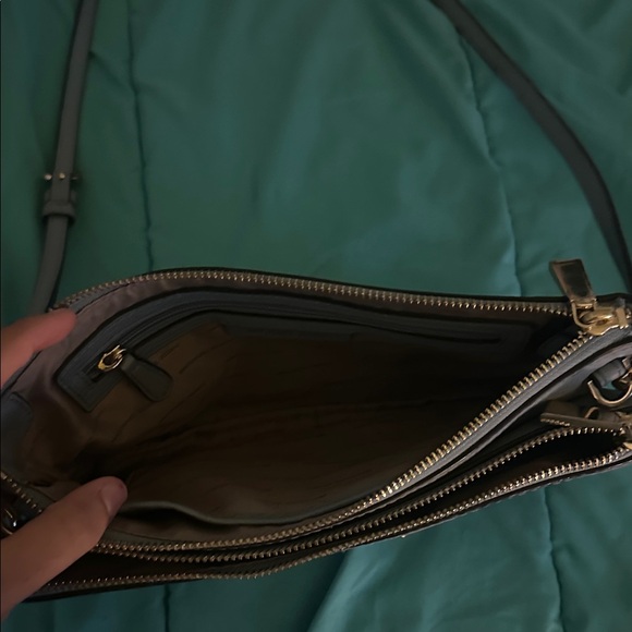 Michael Kors Elegant Gray Crossbody Bag - Picture 5 of 8